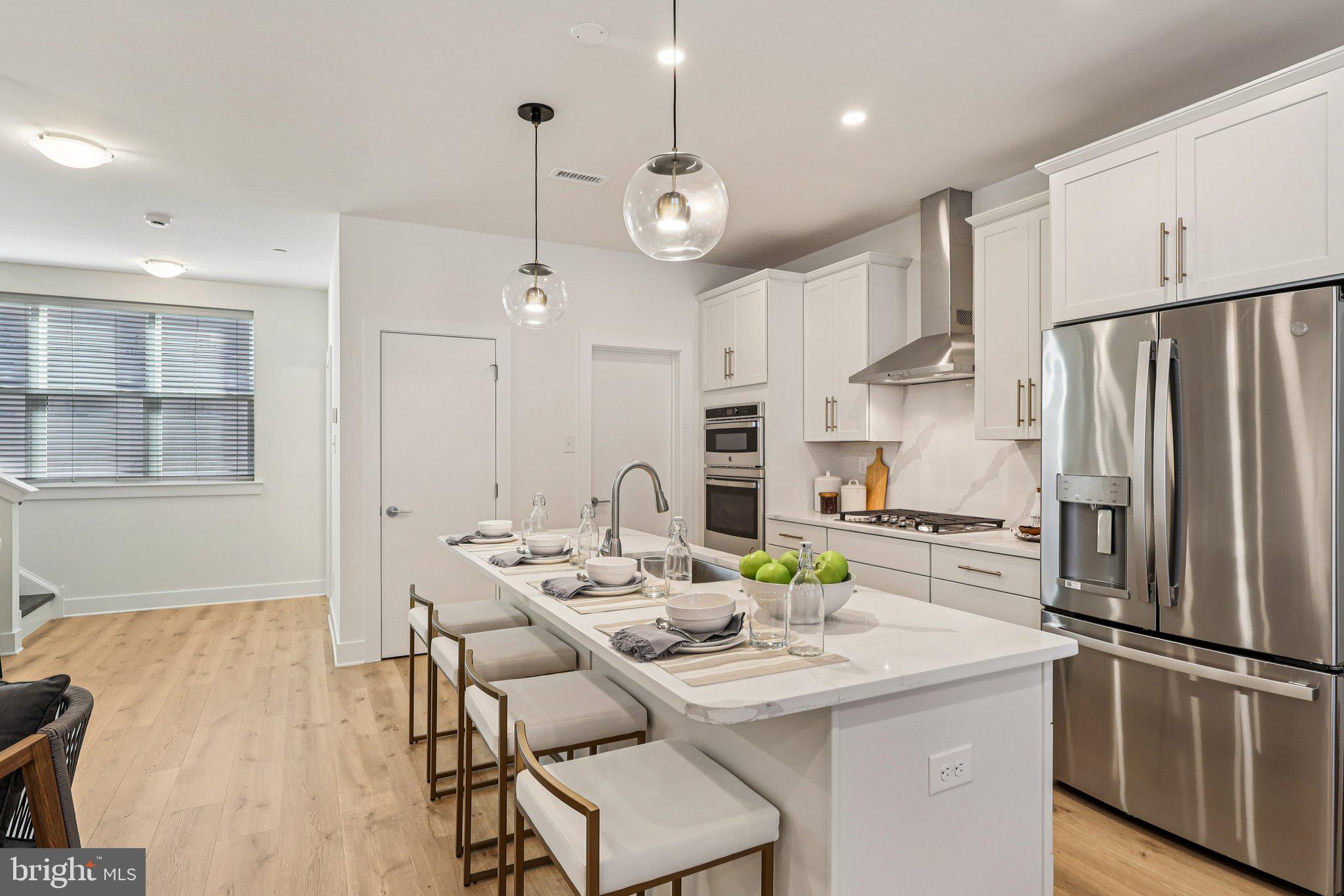 RIVER PLACE - Residential