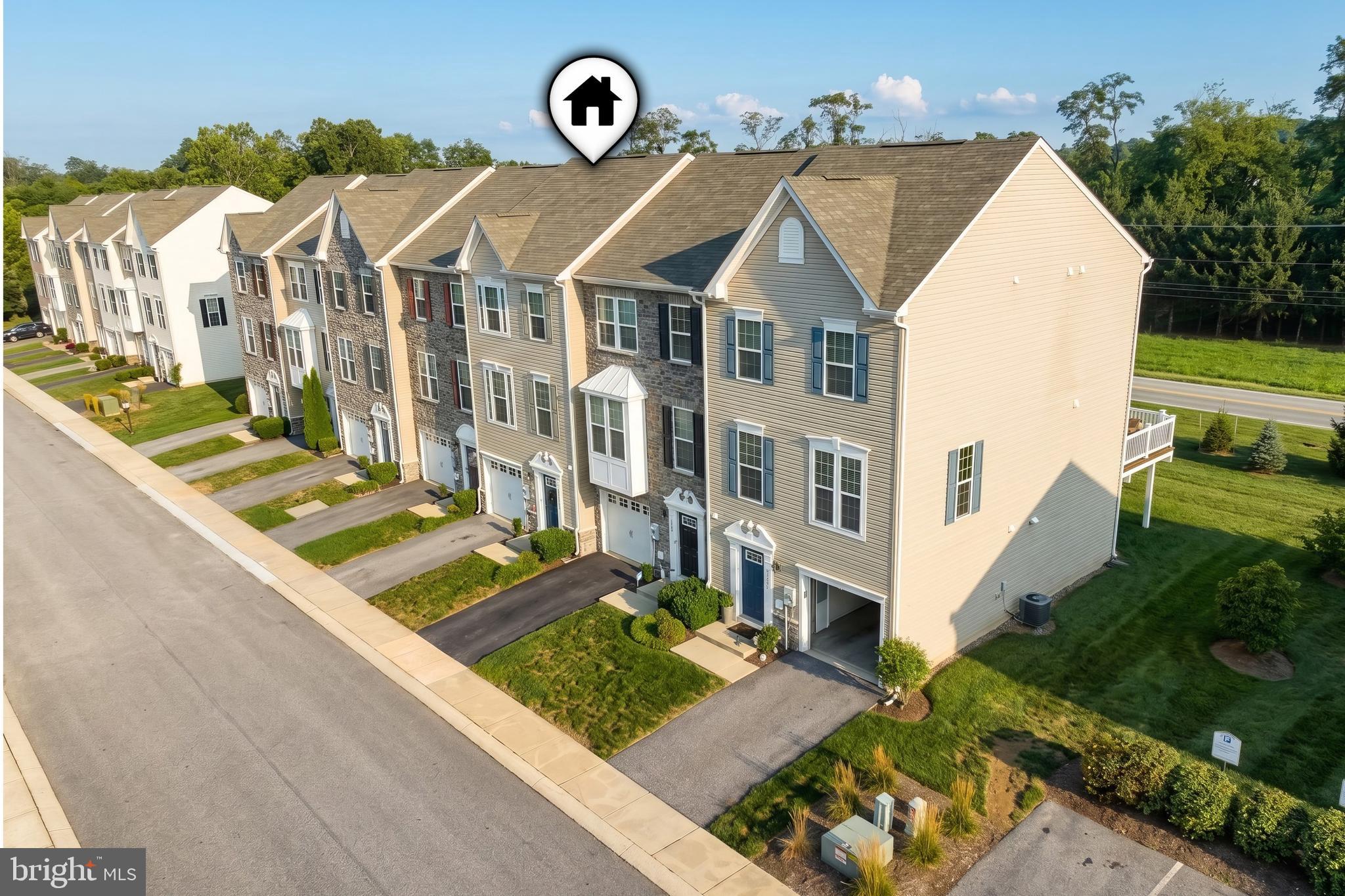 1247 RANNOCH LANE