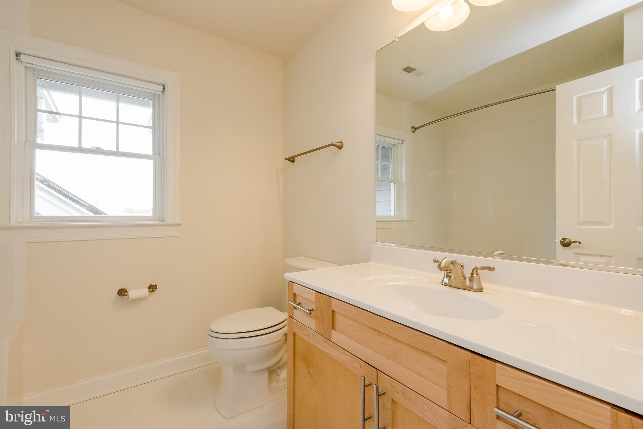 THREE CREEKS - Residential