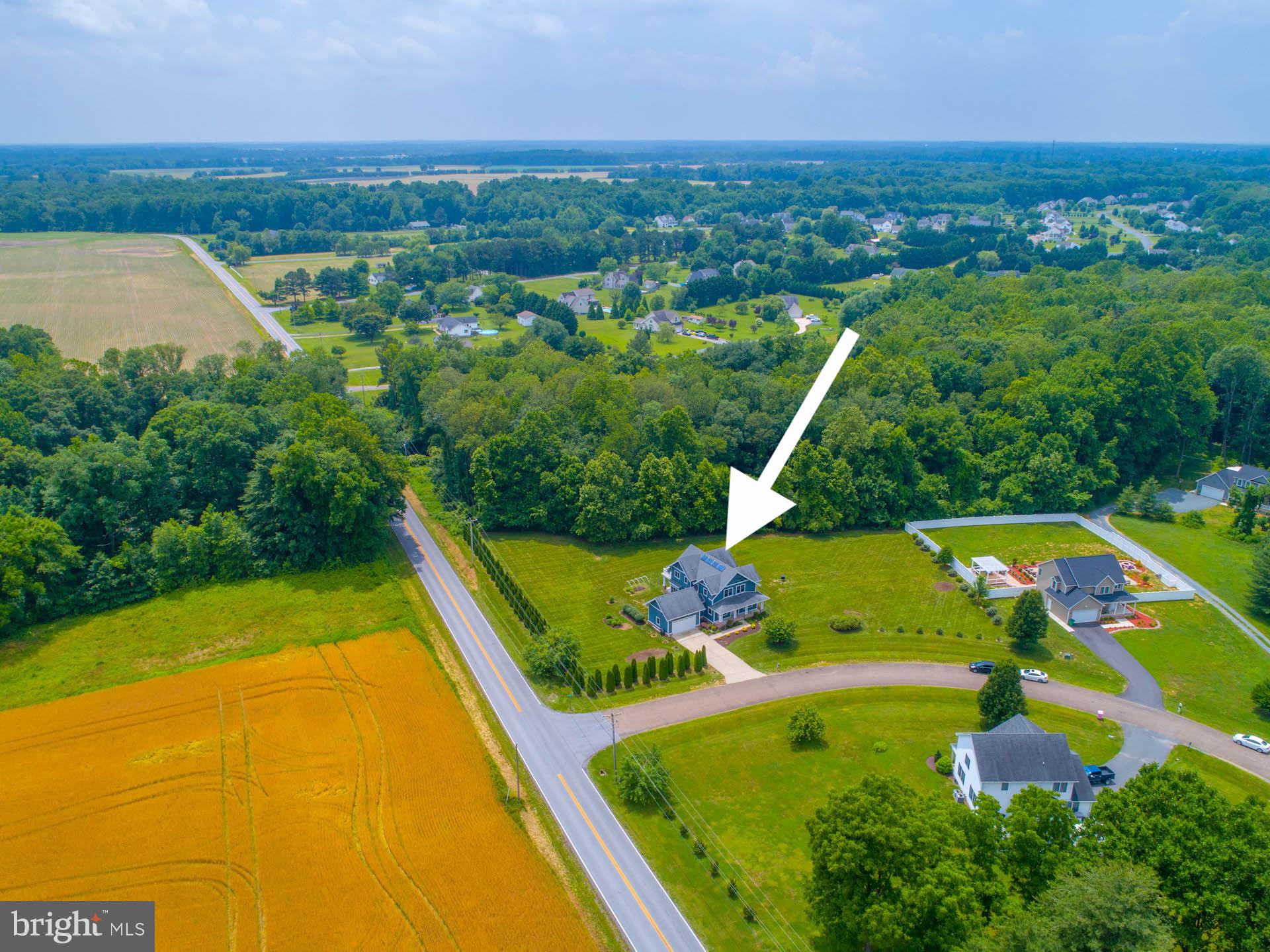 THREE CREEKS - Residential