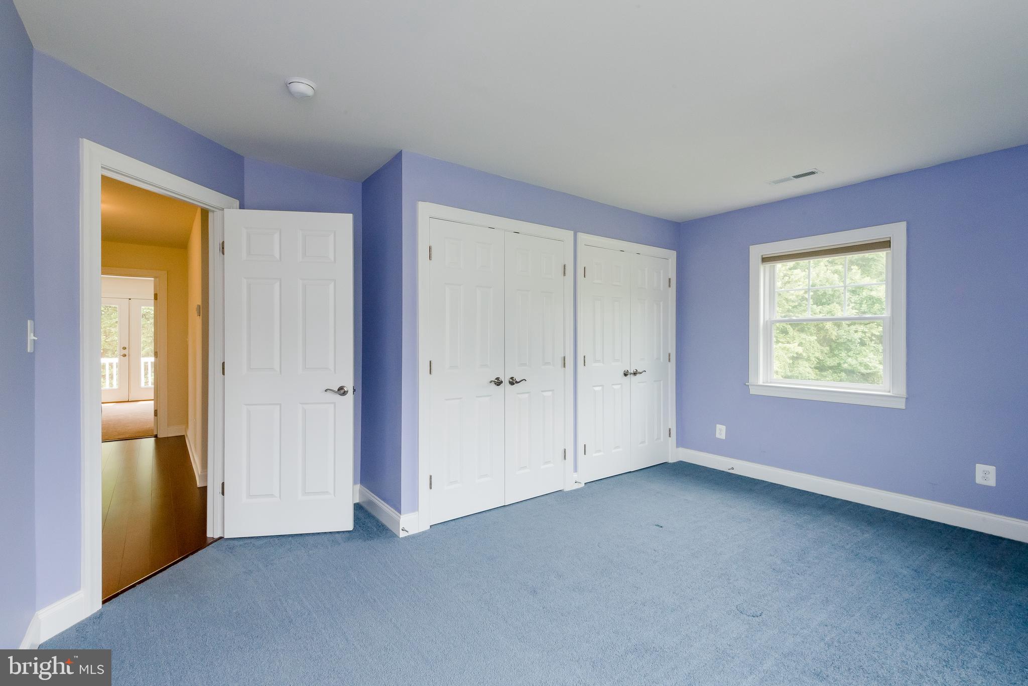 THREE CREEKS - Residential