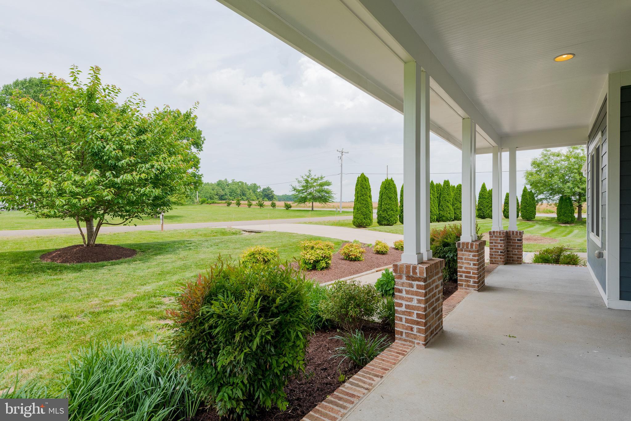 THREE CREEKS - Residential