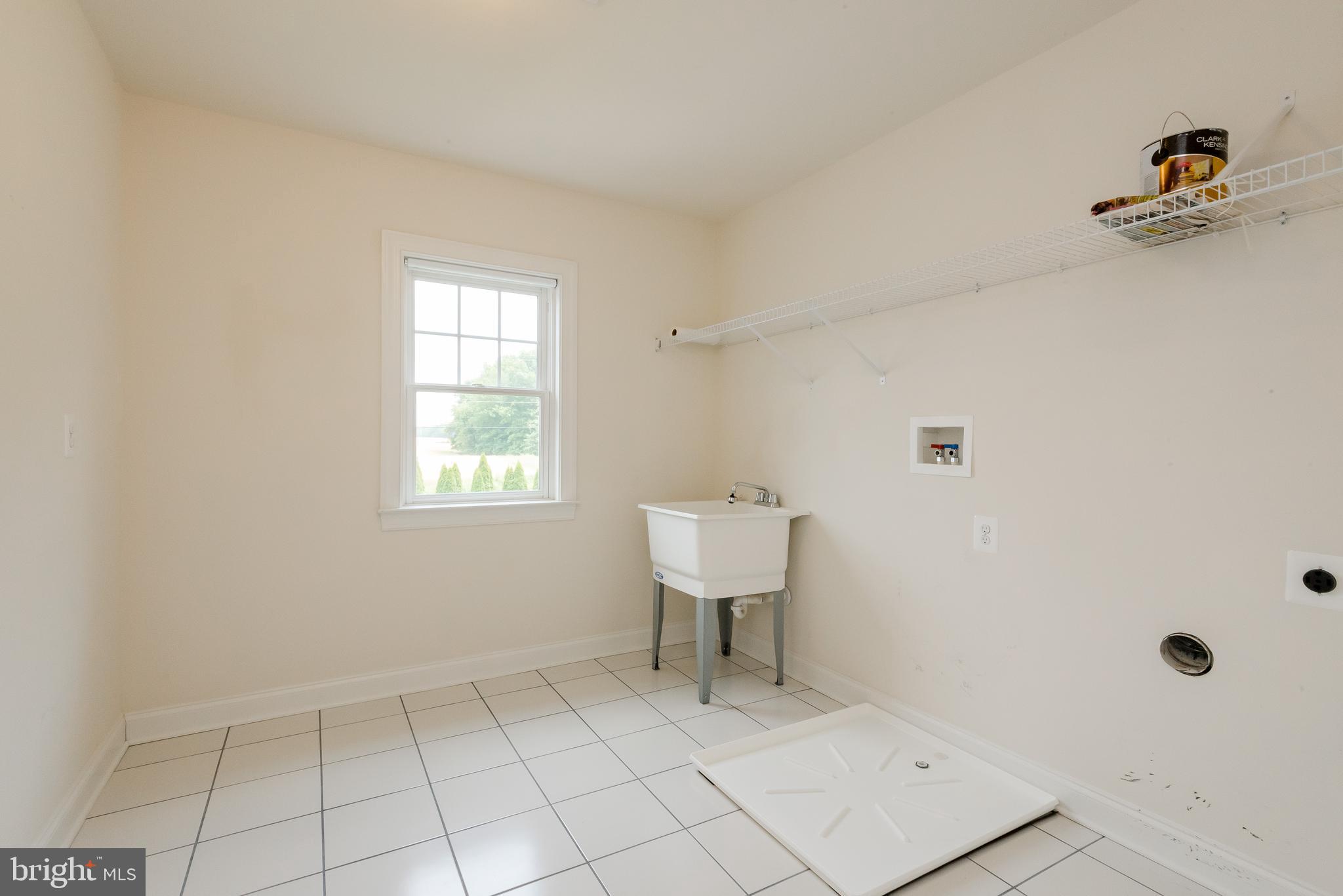 THREE CREEKS - Residential