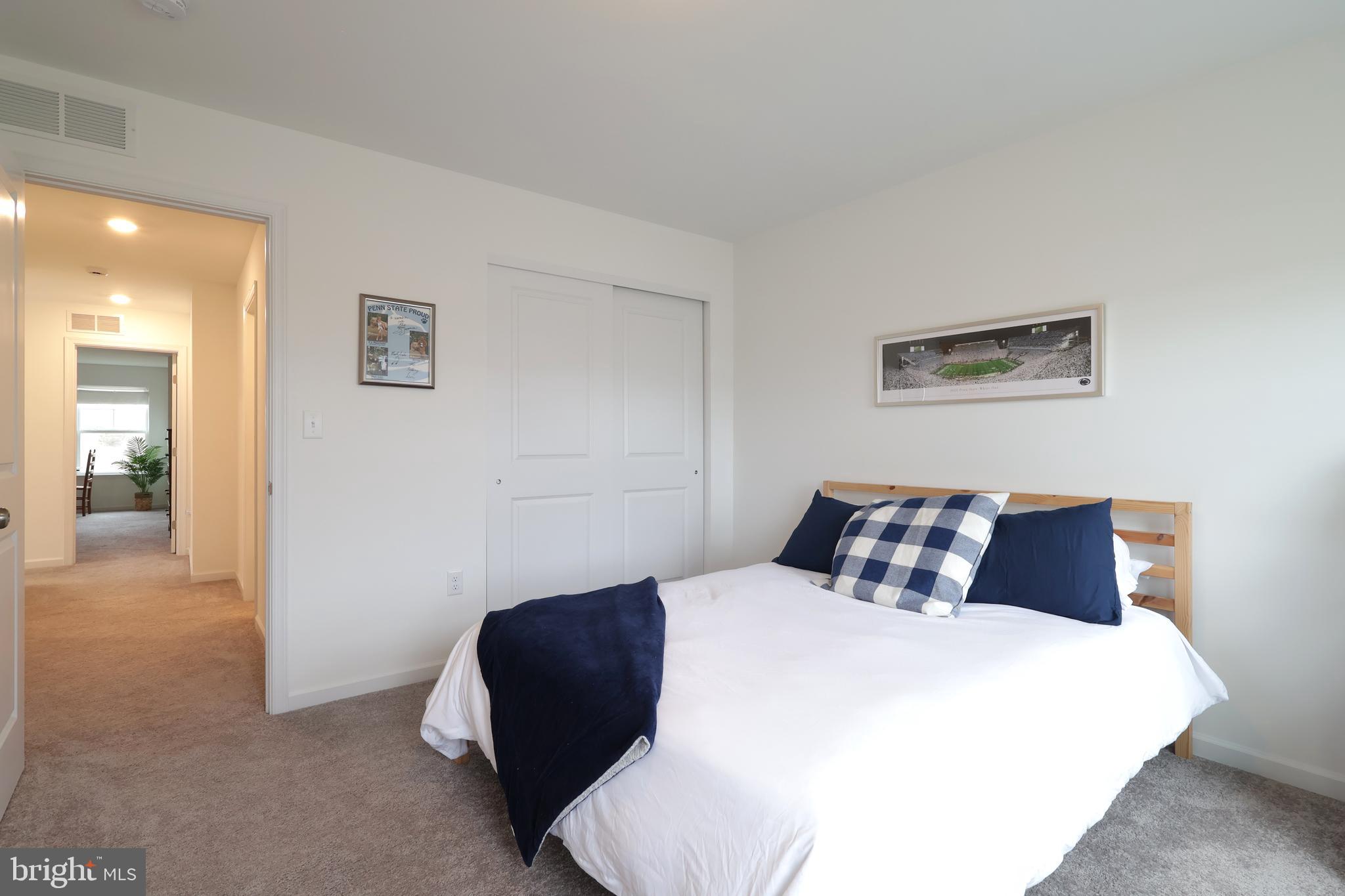 HARVEST MEADOWS - Residential