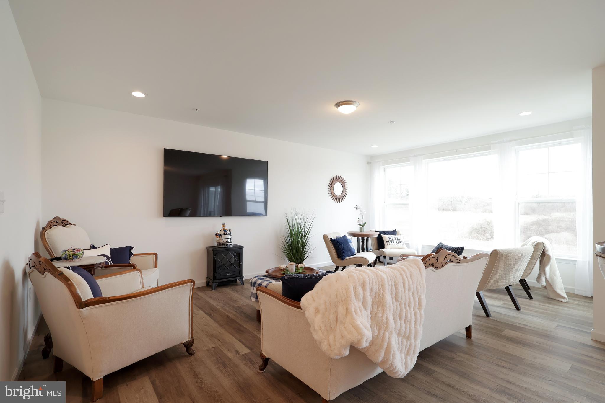 HARVEST MEADOWS - Residential