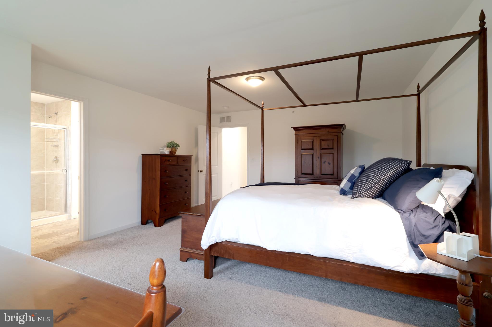 HARVEST MEADOWS - Residential