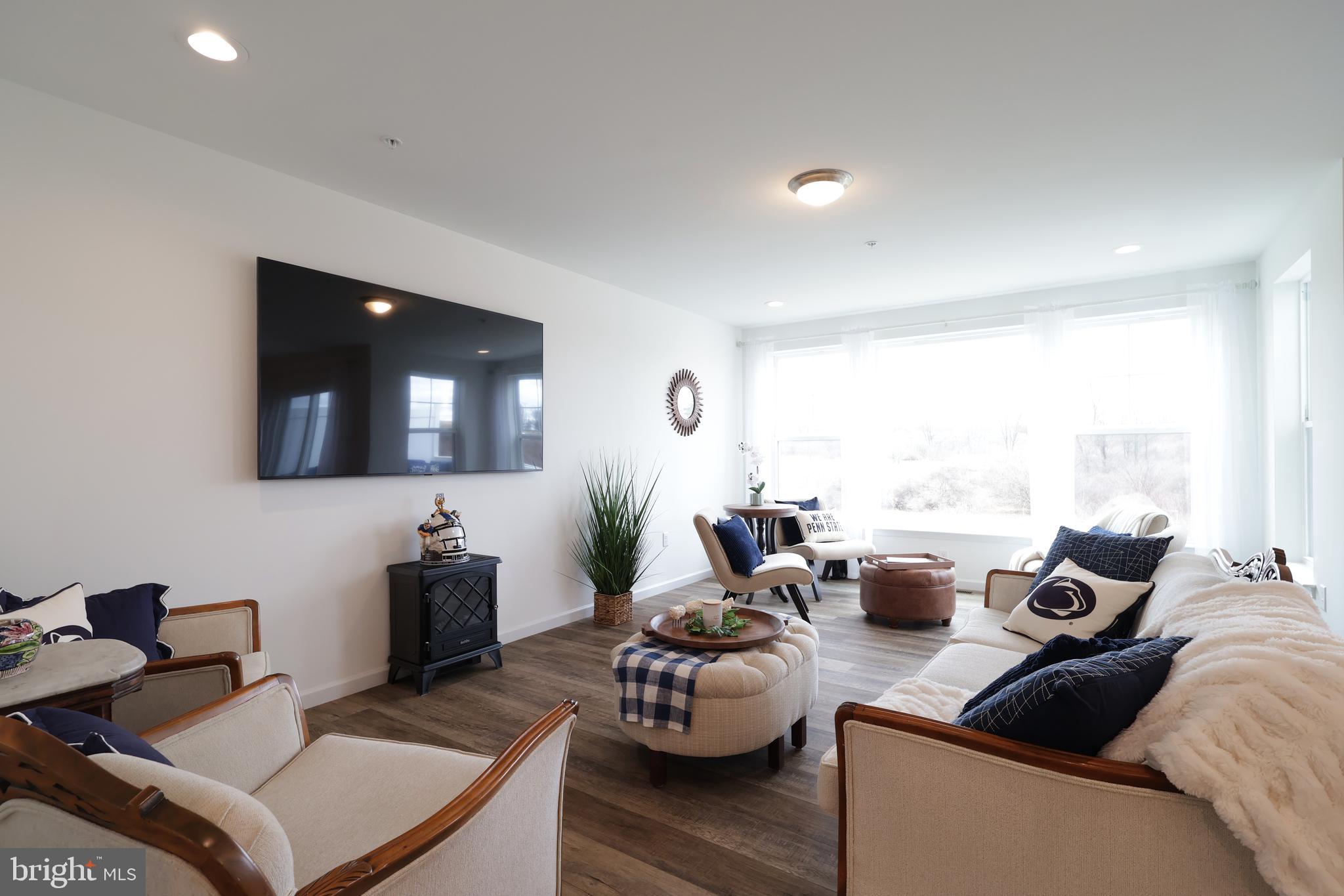 HARVEST MEADOWS - Residential