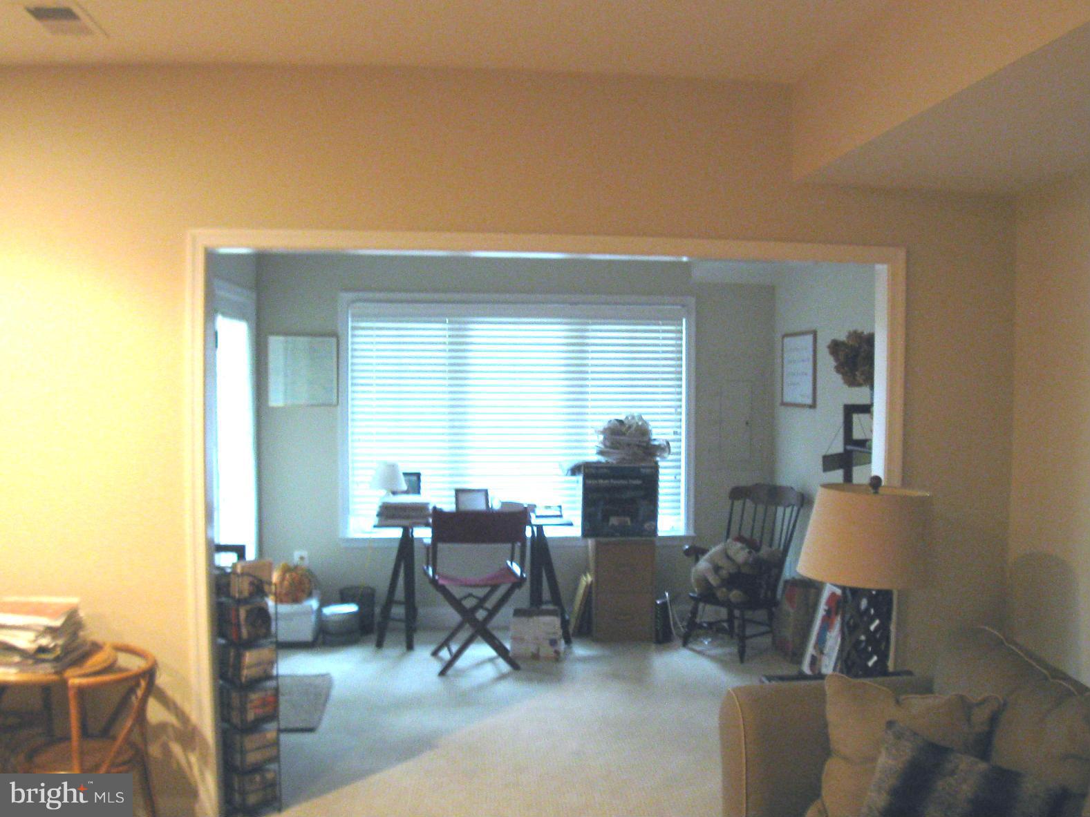 FAIRFAX CENTER LANDBAY - Residential Lease