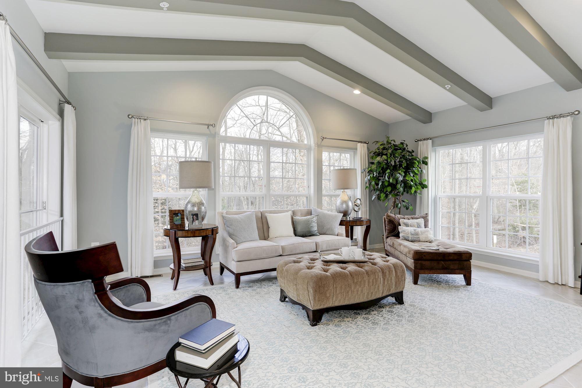 ST JAMES-PLAT 1> - Residential