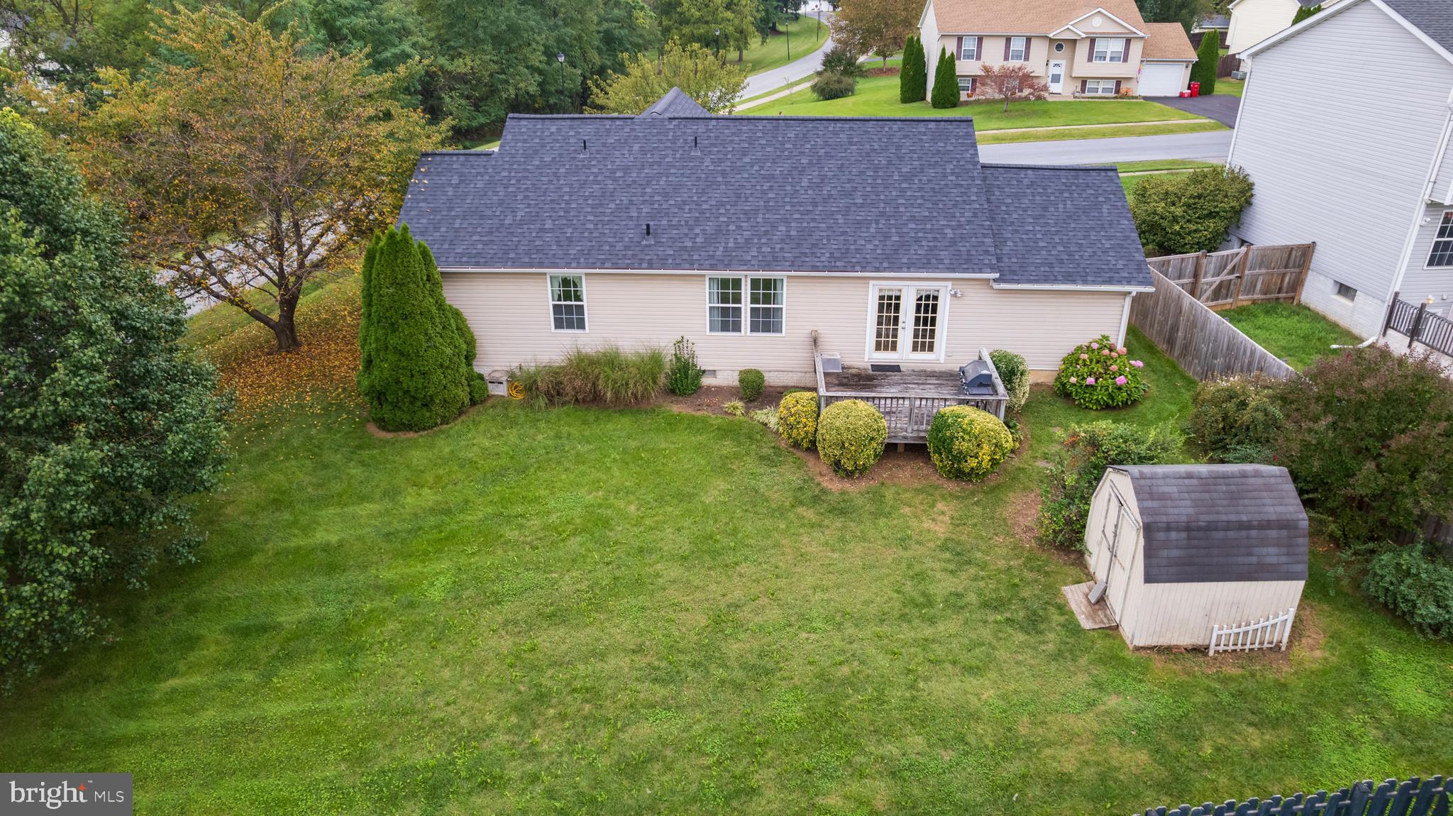 ASHLEY BRIN HEIGHTS - Residential