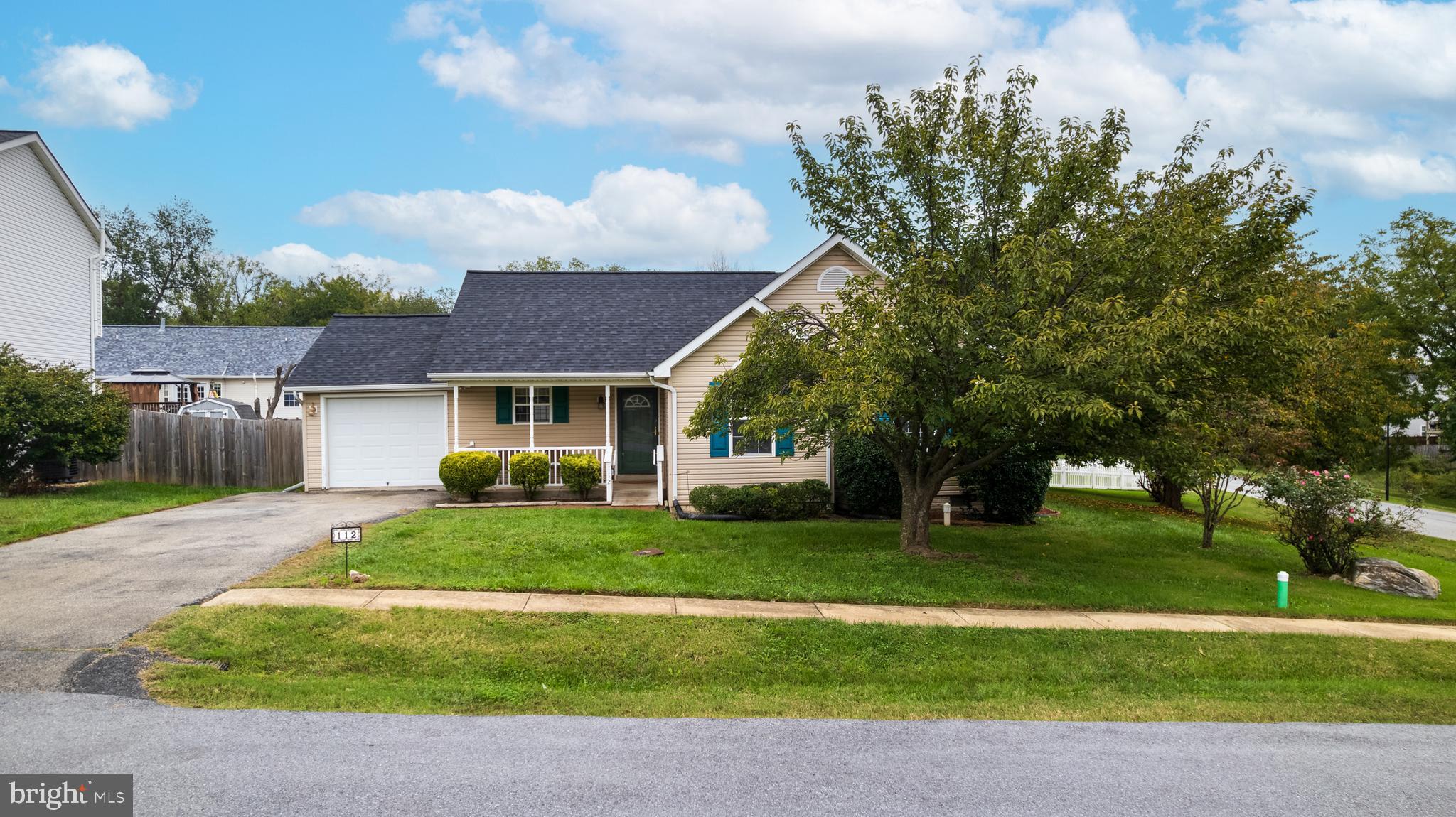 ASHLEY BRIN HEIGHTS - Residential