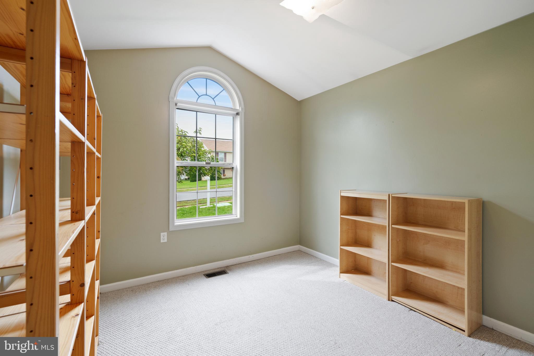 ASHLEY BRIN HEIGHTS - Residential