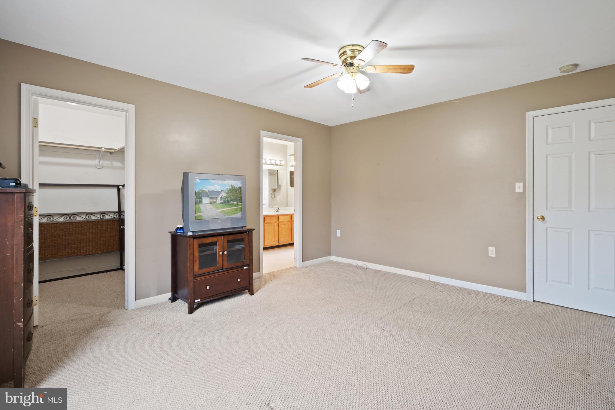 ASHLEY BRIN HEIGHTS - Residential