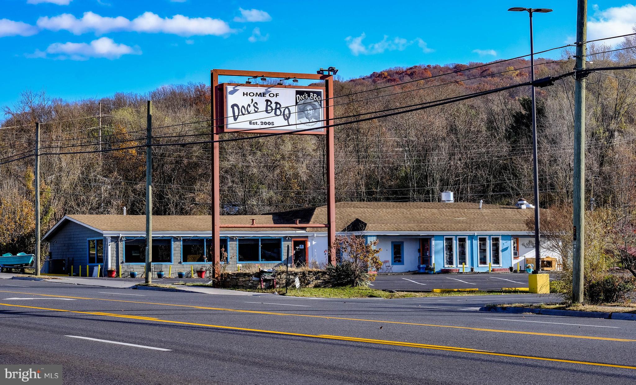 865 JOHN MARSHALL HIGHWAY