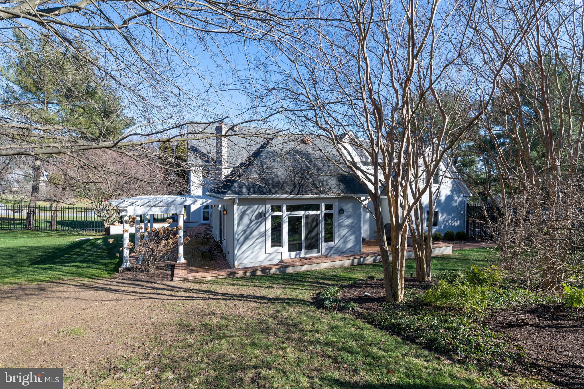 OVERLOOK - Residential