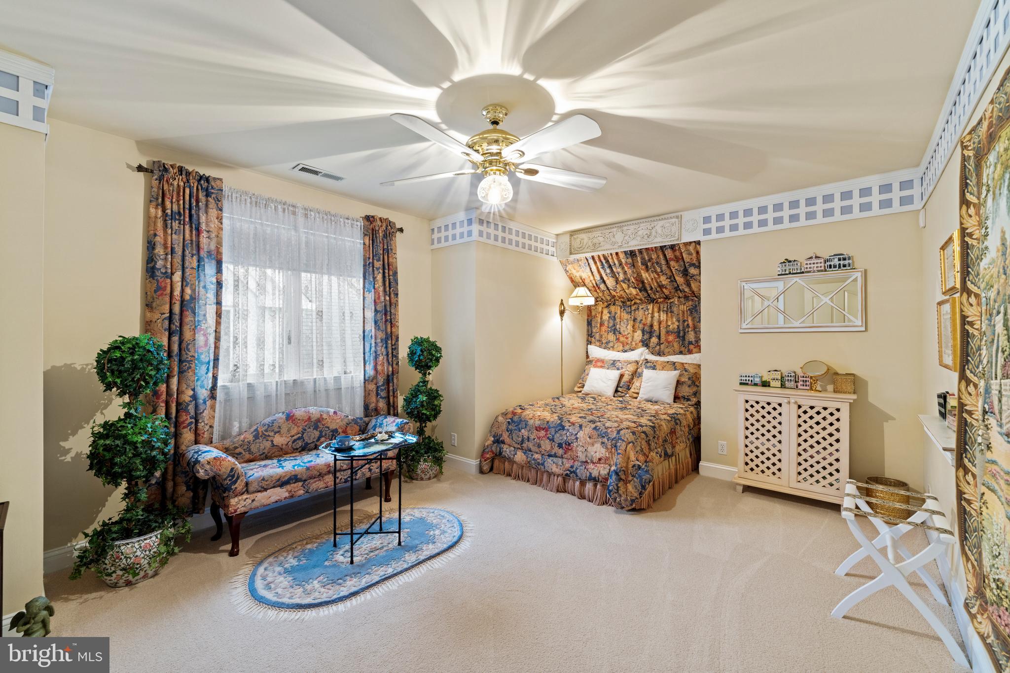 OVERLOOK - Residential