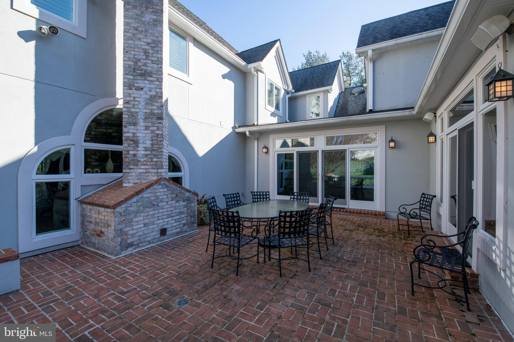 OVERLOOK - Residential