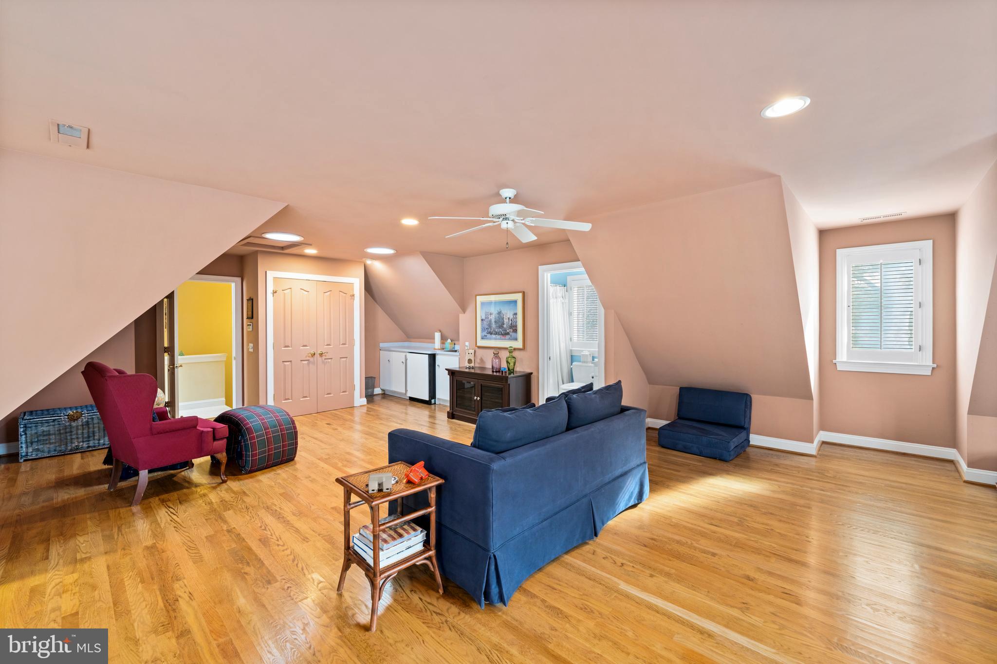 OVERLOOK - Residential