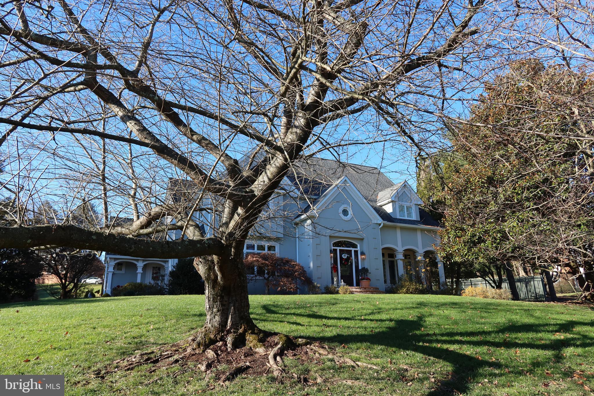 OVERLOOK - Residential