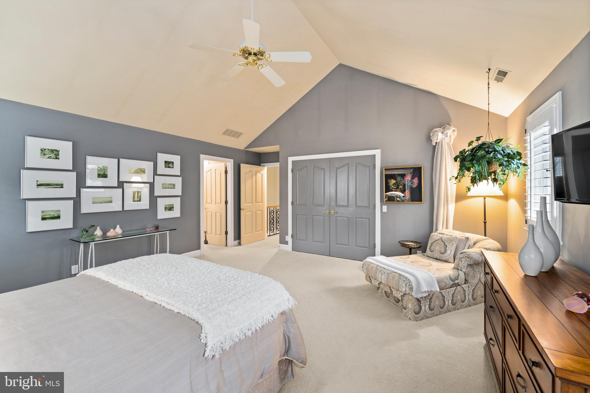 OVERLOOK - Residential