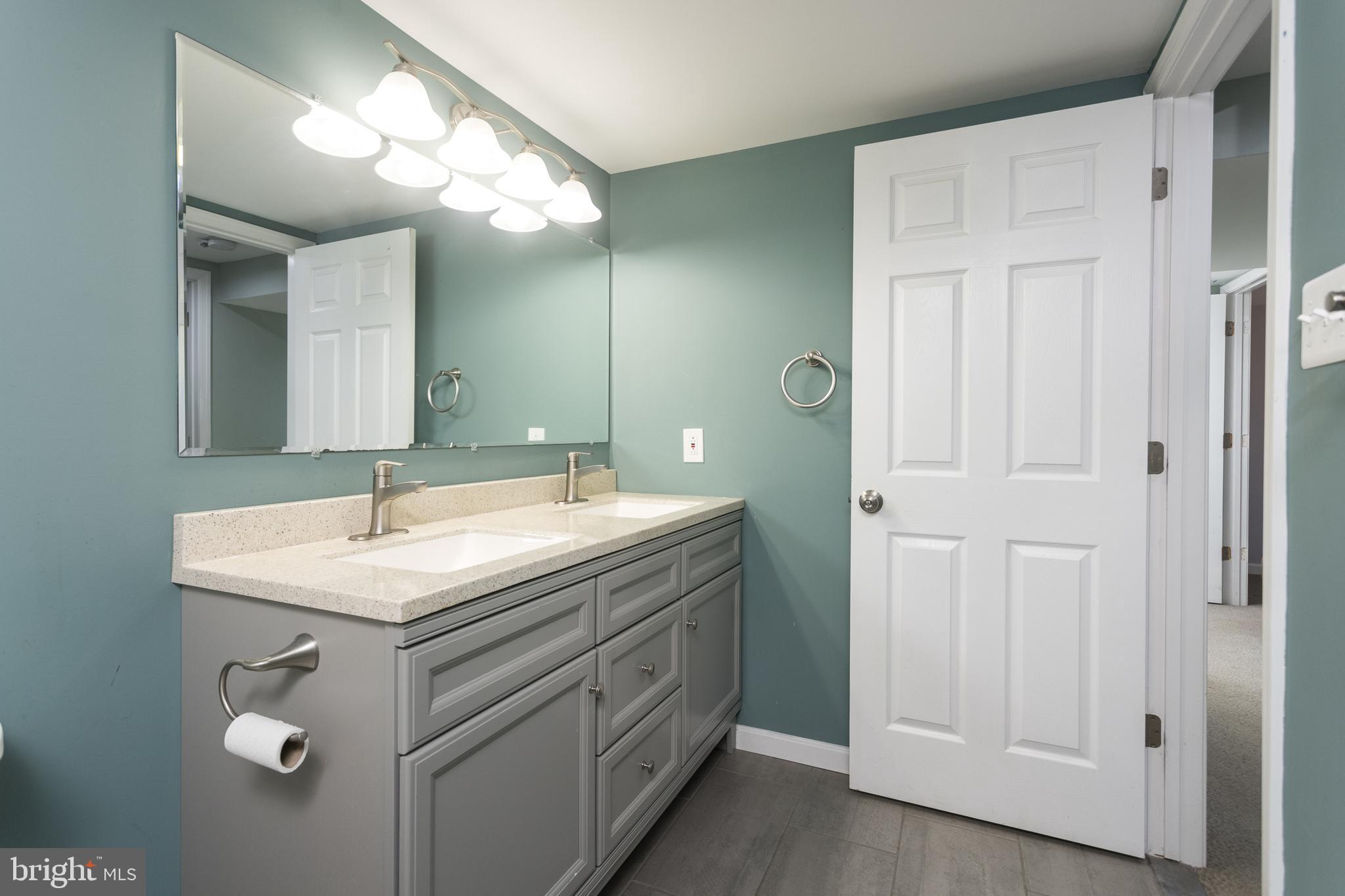 PERRING PARK - Residential