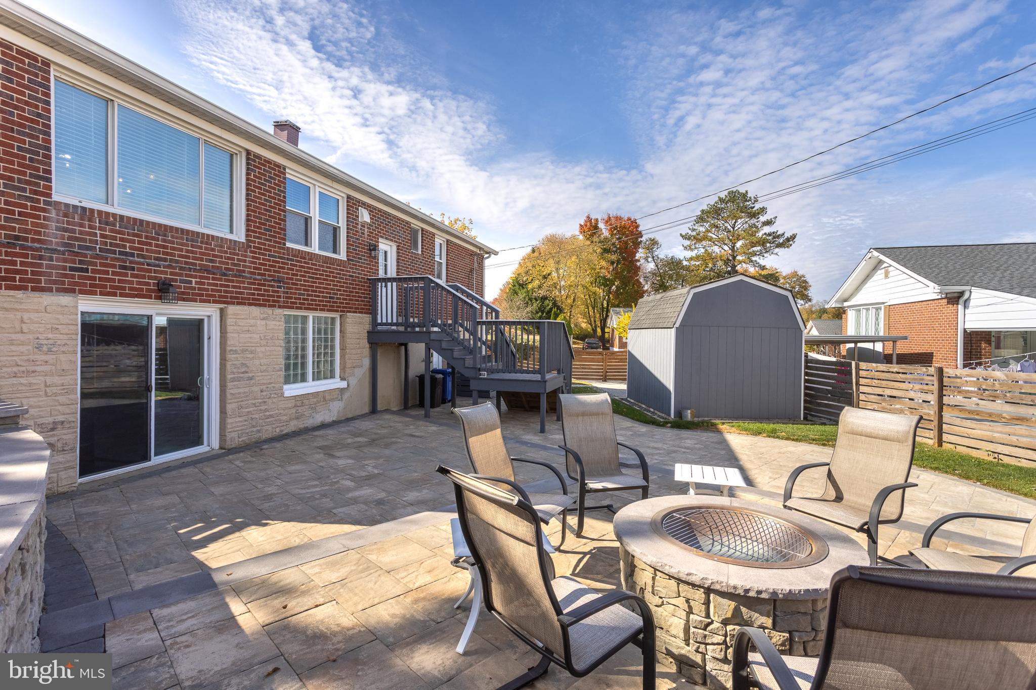 PERRING PARK - Residential