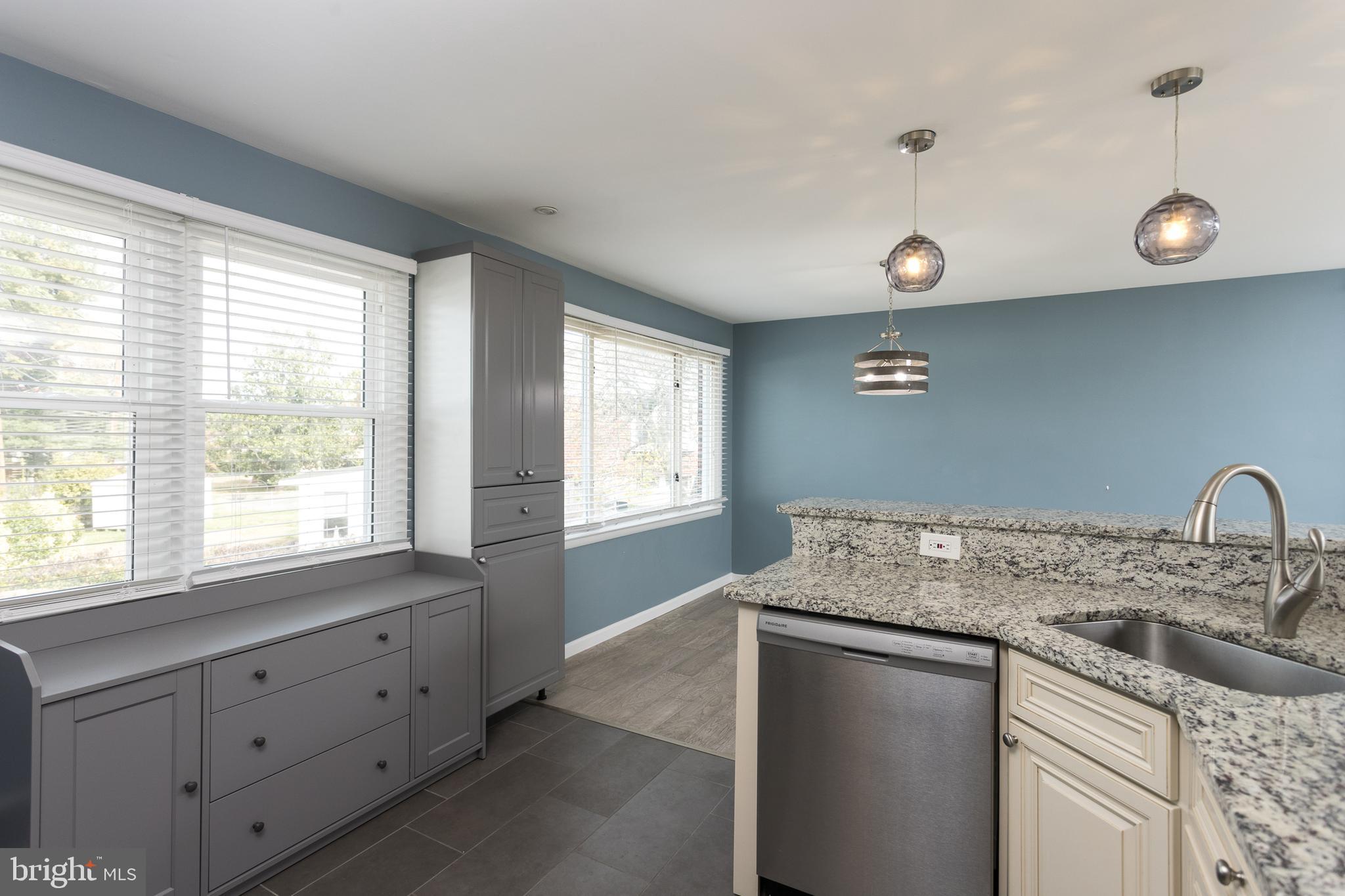 PERRING PARK - Residential