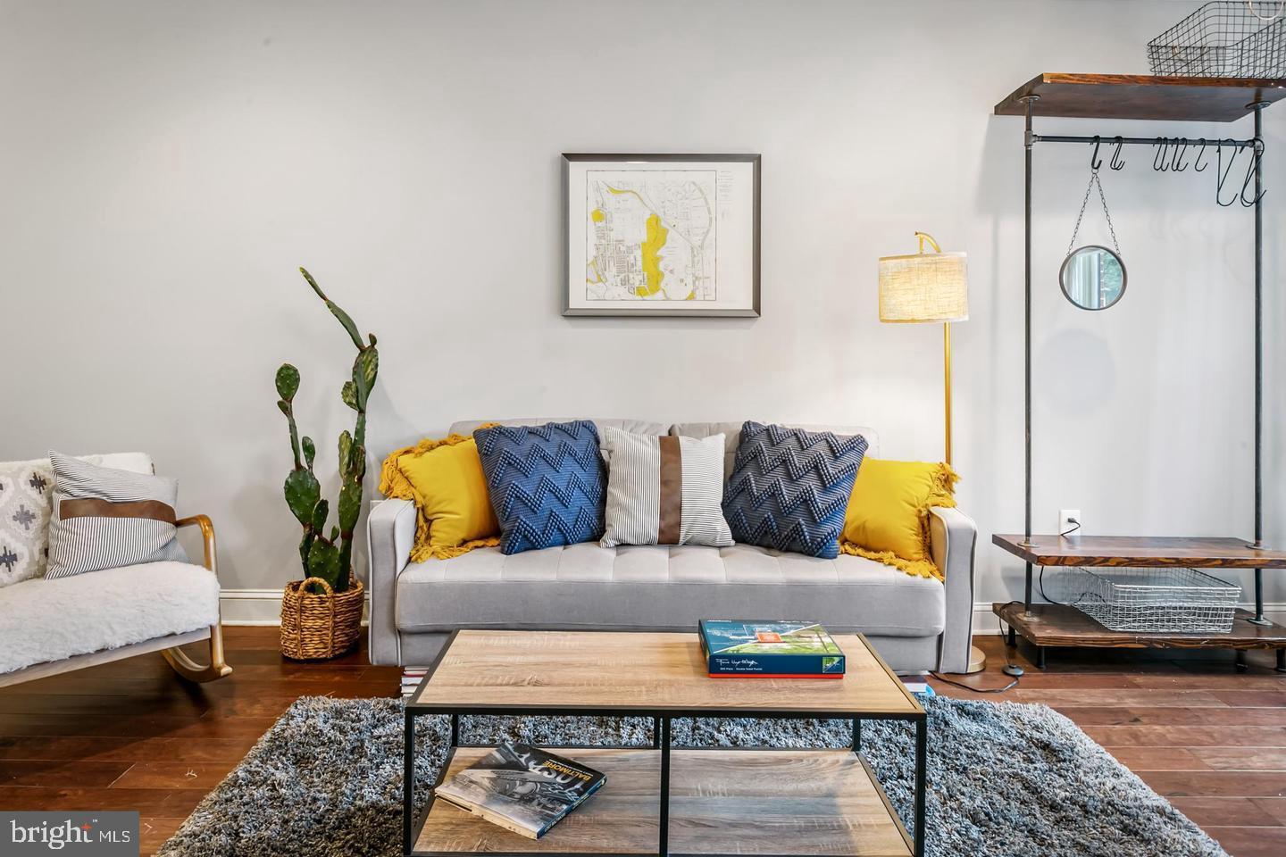 HAMPDEN HISTORIC DISTRICT - Residential