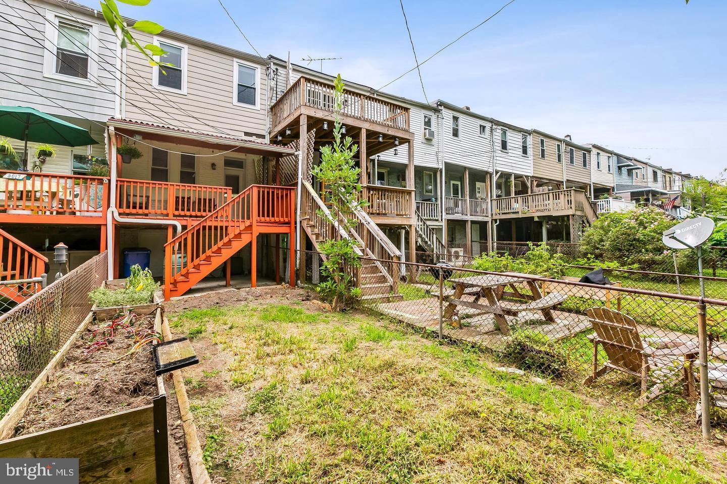 HAMPDEN HISTORIC DISTRICT - Residential