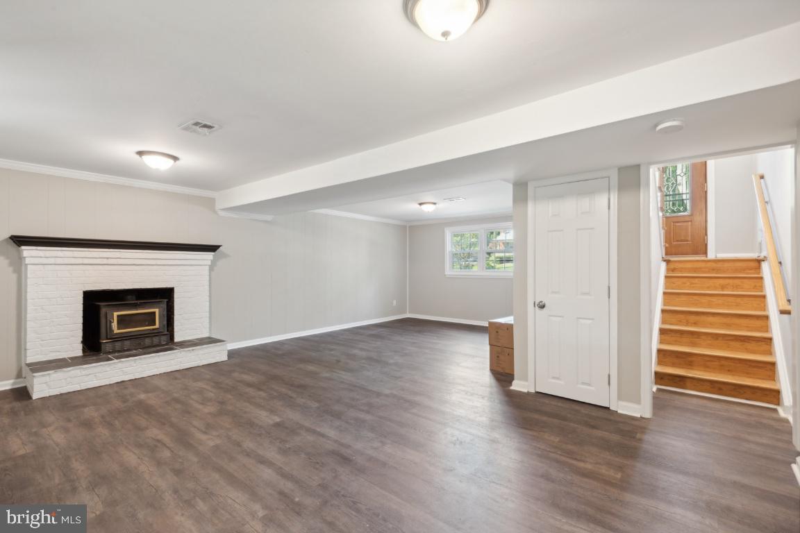 HILLSMERE ESTATES - Residential