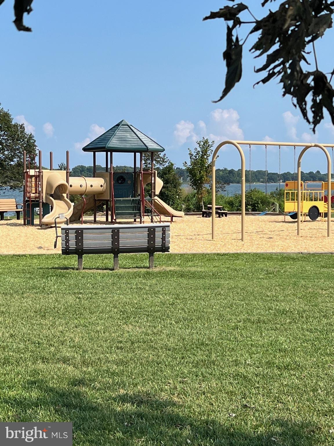 HILLSMERE ESTATES - Residential