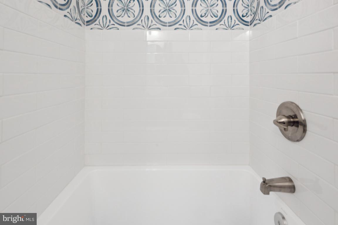 HILLSMERE ESTATES - Residential