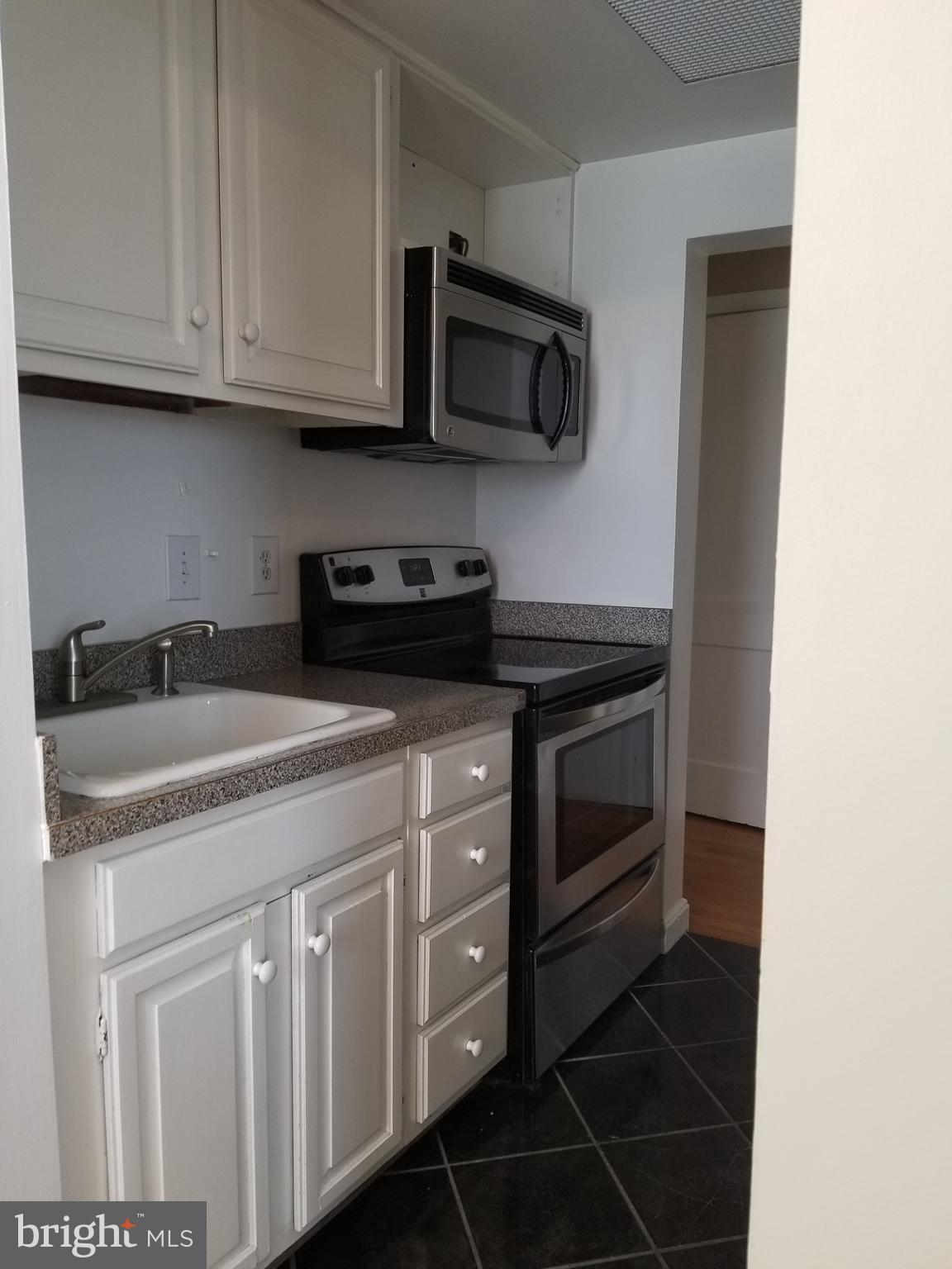 POTOMAC SHORES - Residential Lease