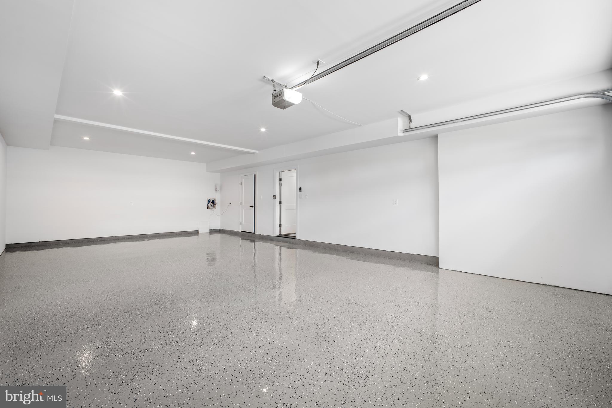 KENMORE FARMS - Residential