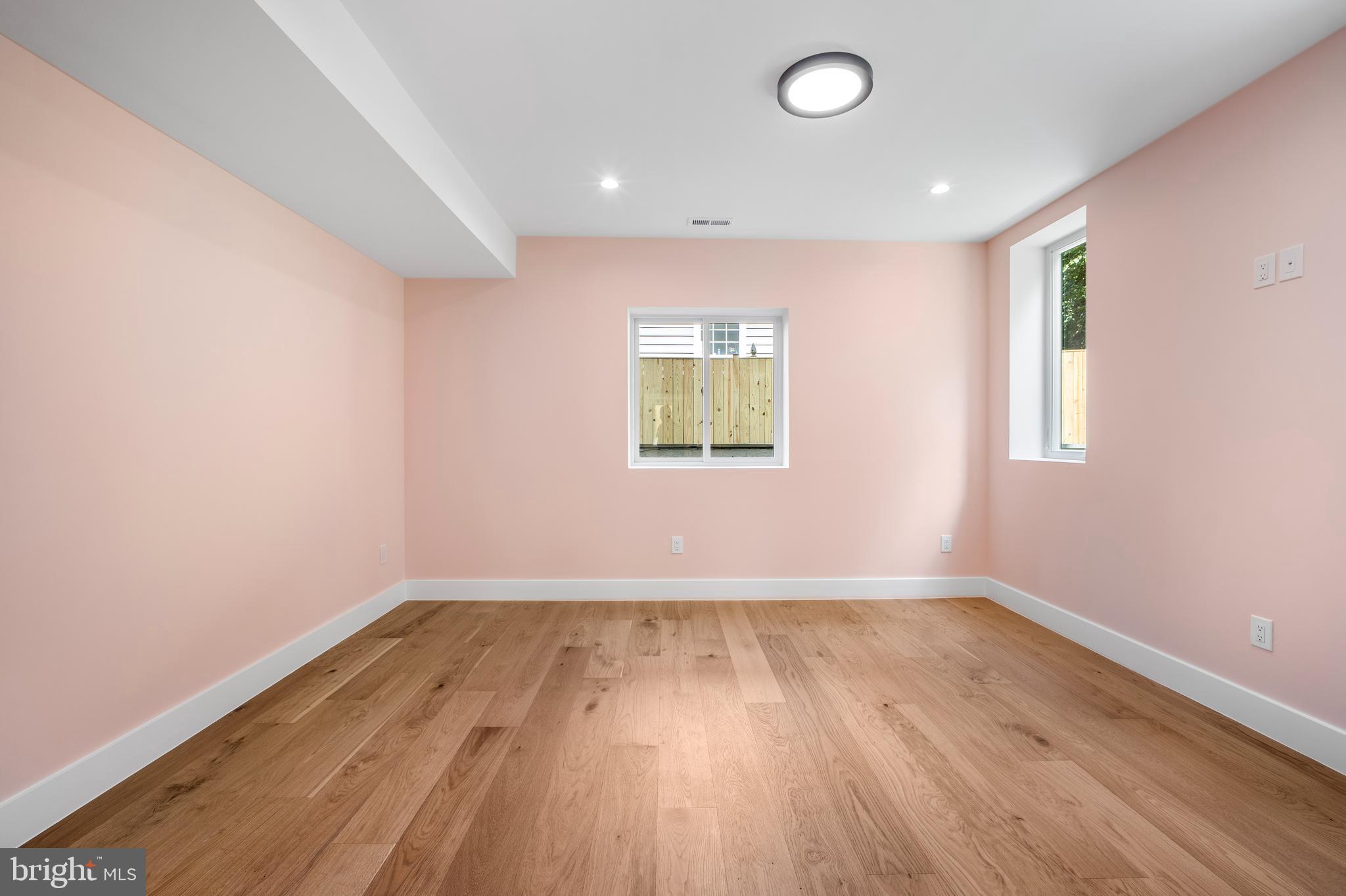 KENMORE FARMS - Residential