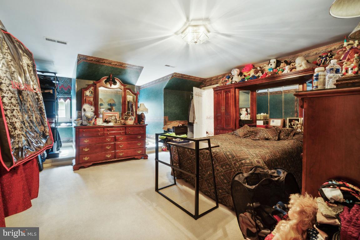 DEVEREUX STATION - Residential