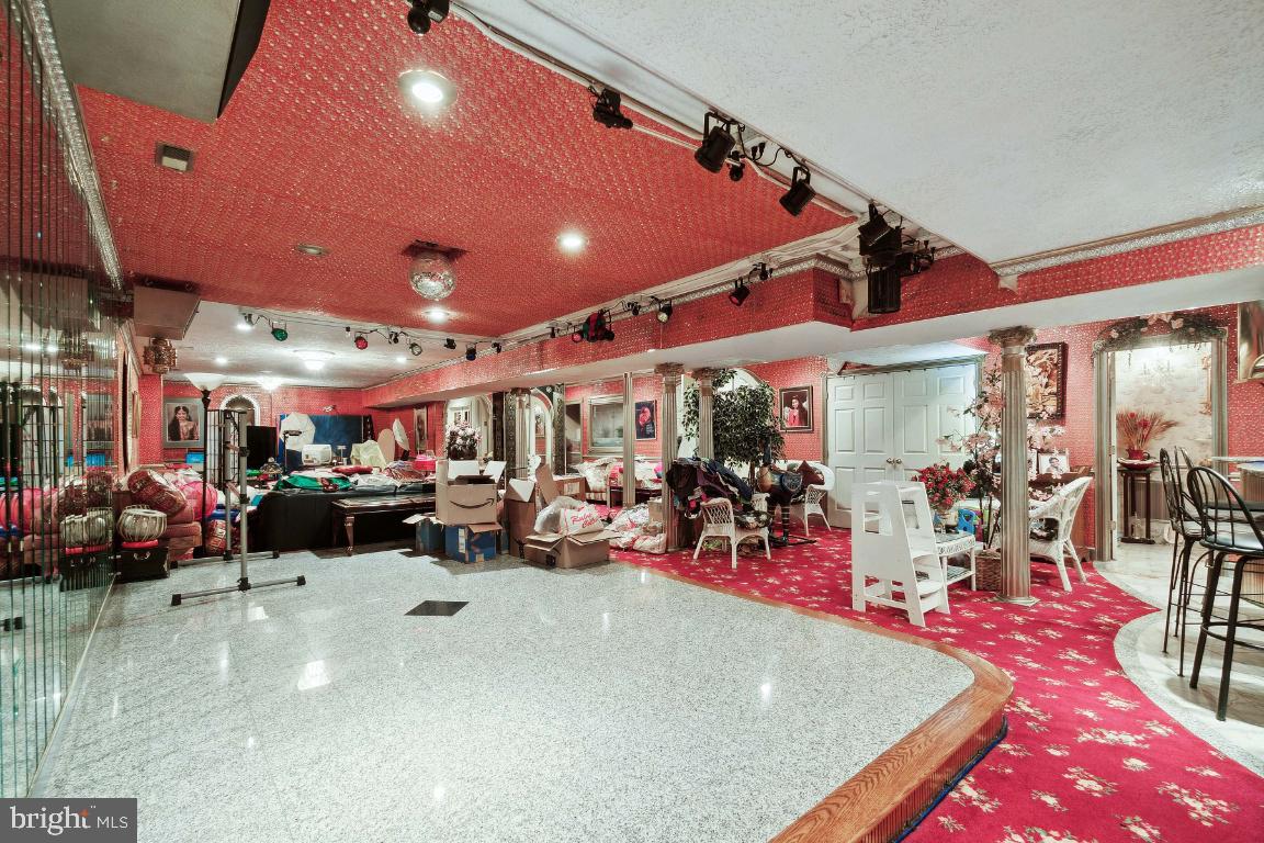 DEVEREUX STATION - Residential