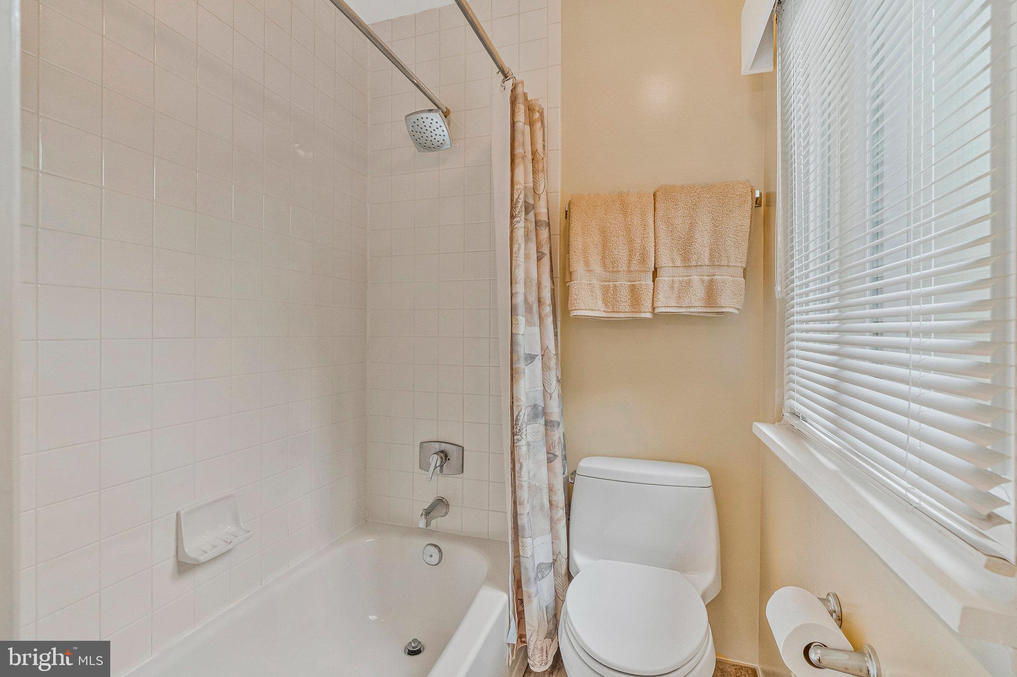 GREAT OAKS - Residential