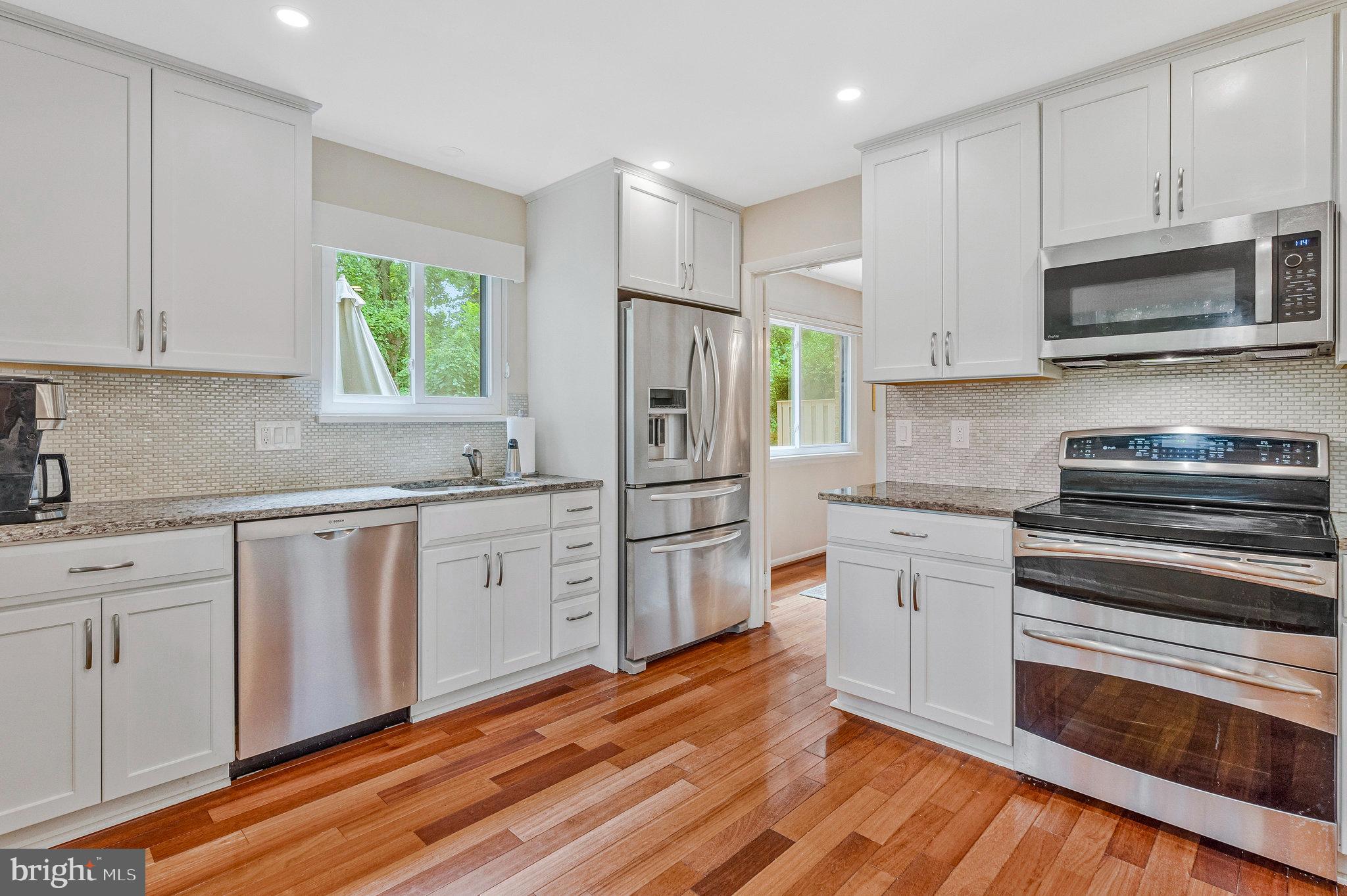 GREAT OAKS - Residential