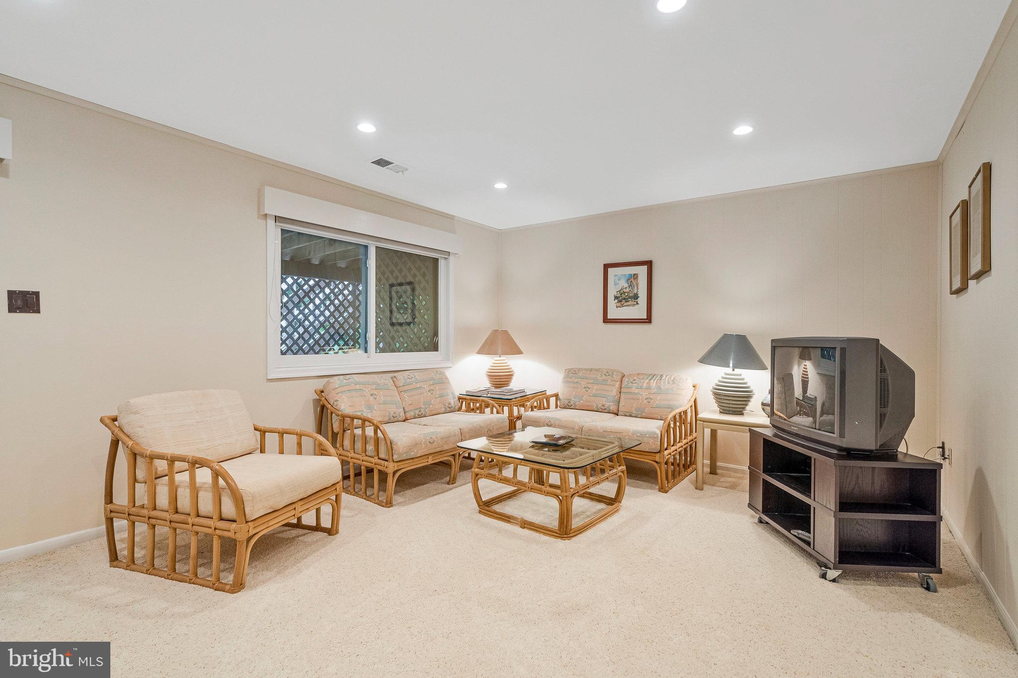 GREAT OAKS - Residential