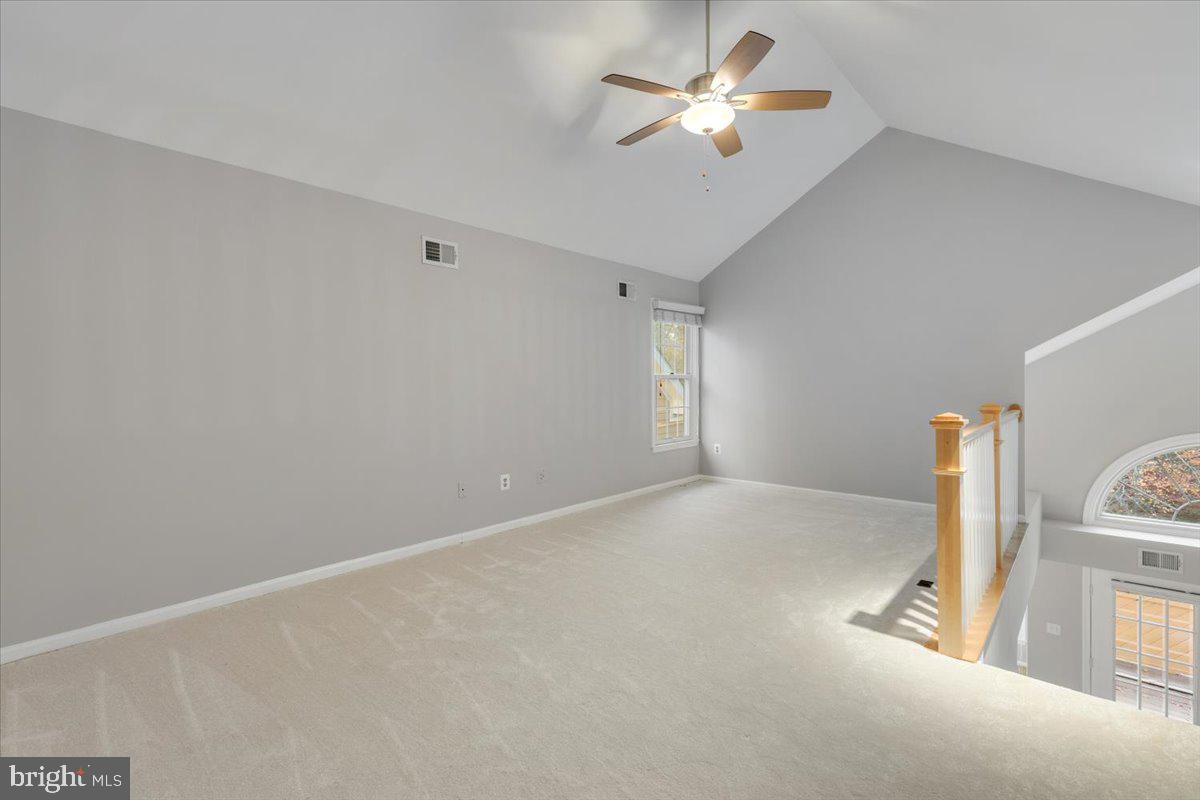 HAMPTON POINTE - Residential