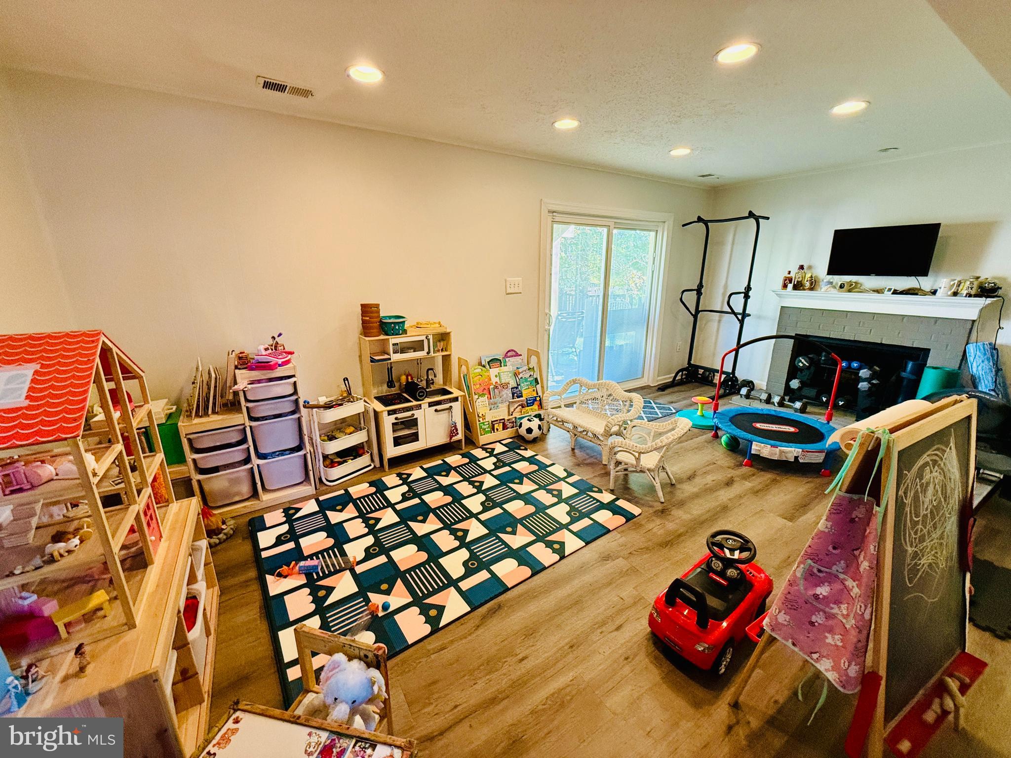 SOUTH KINGS FOREST - Residential Lease