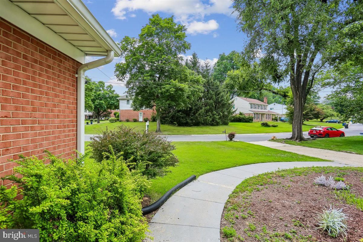 903 ANNMORE DRIVE