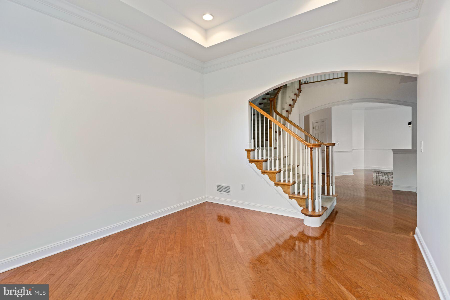 143 SILVERTAIL LANE
