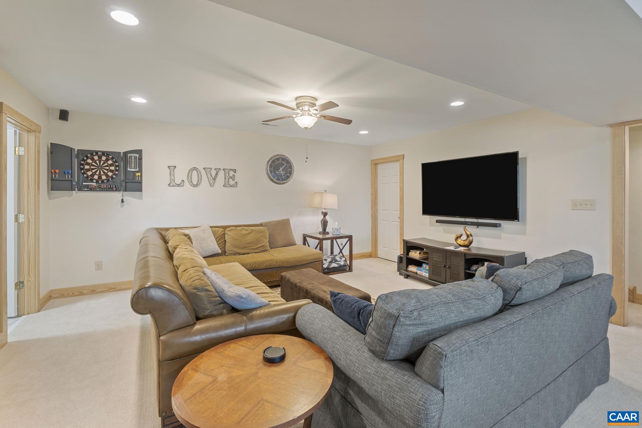 WINTERGREEN RESORT - Residential