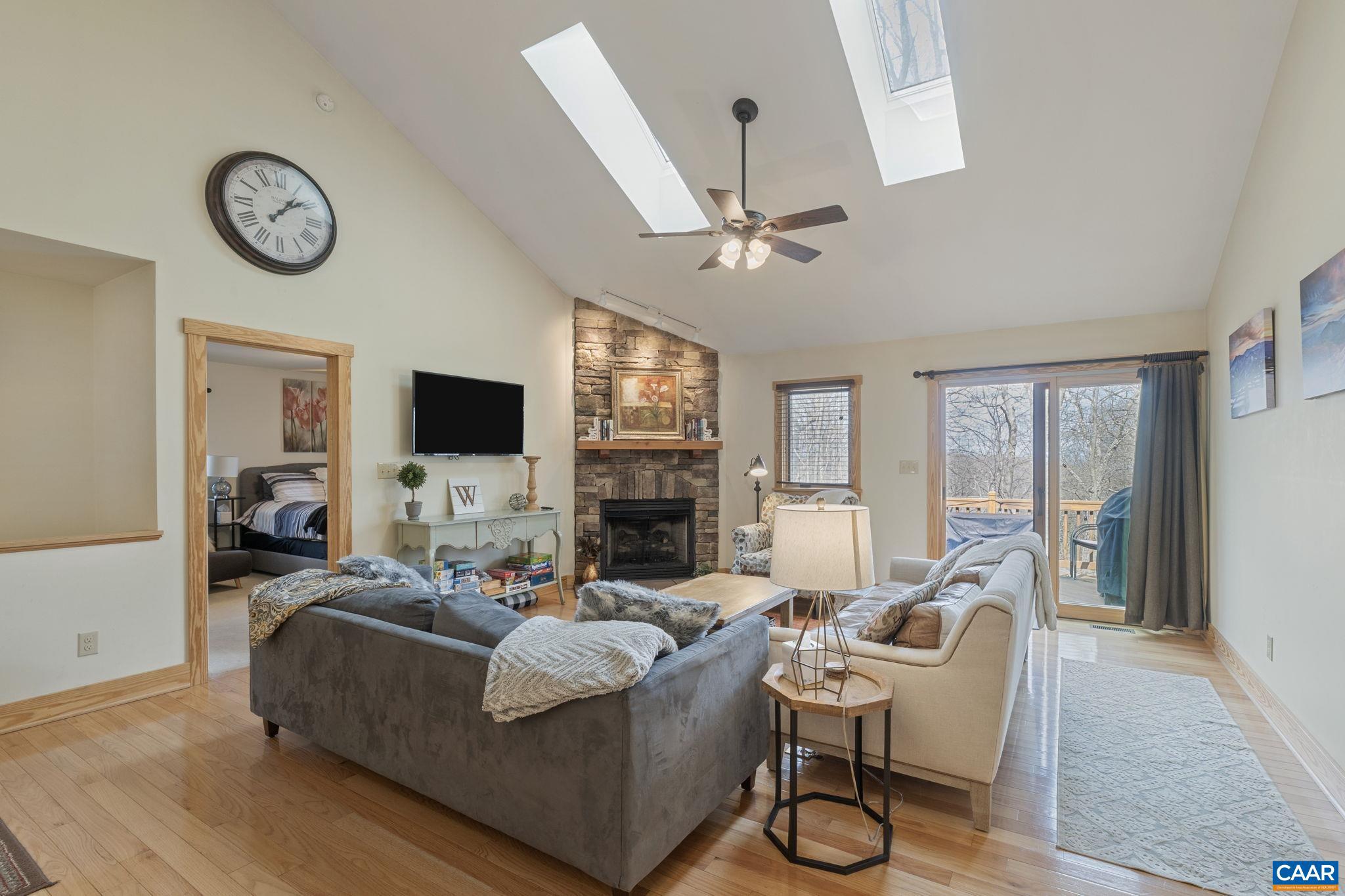 WINTERGREEN RESORT - Residential