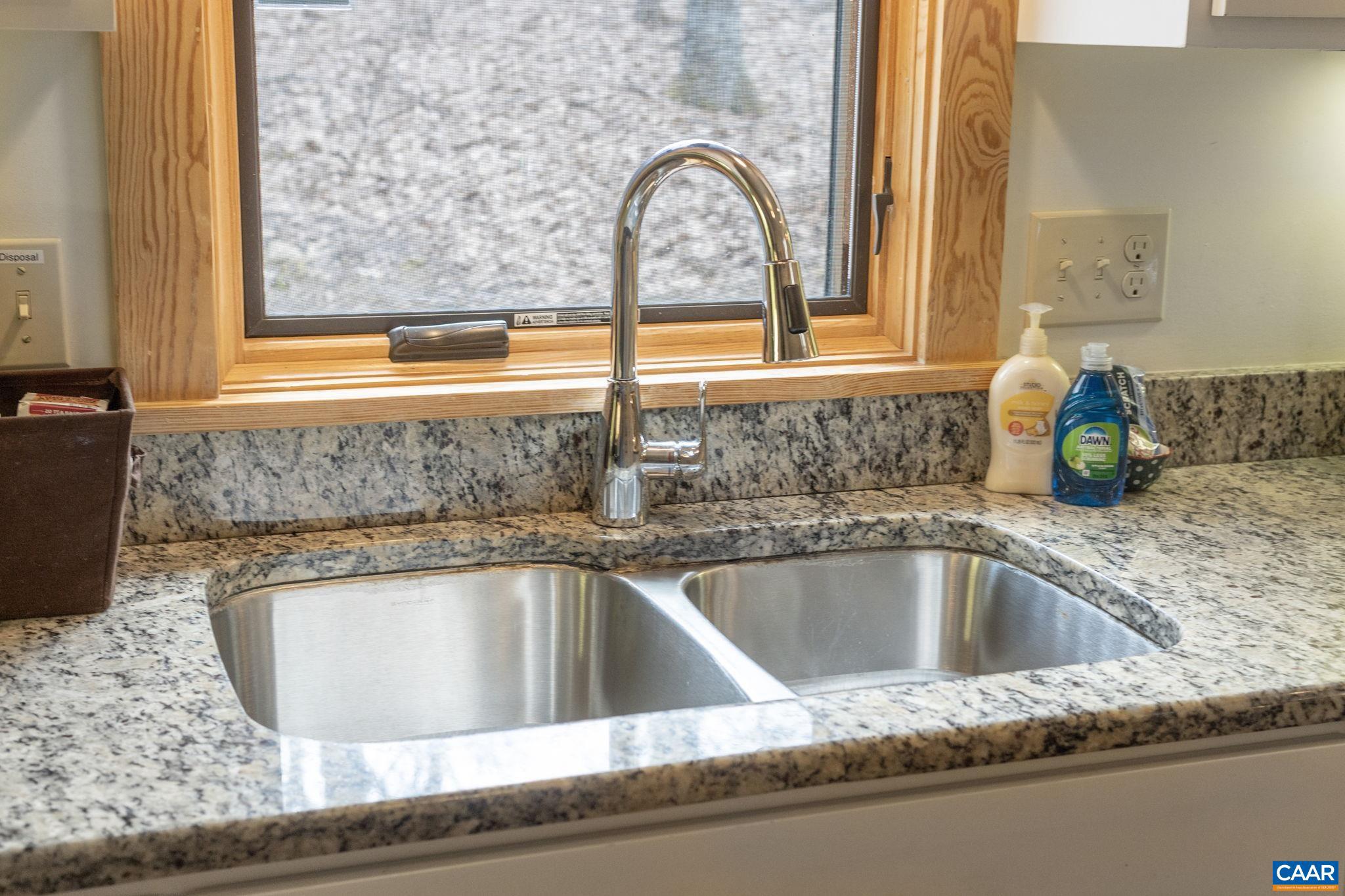 WINTERGREEN RESORT - Residential