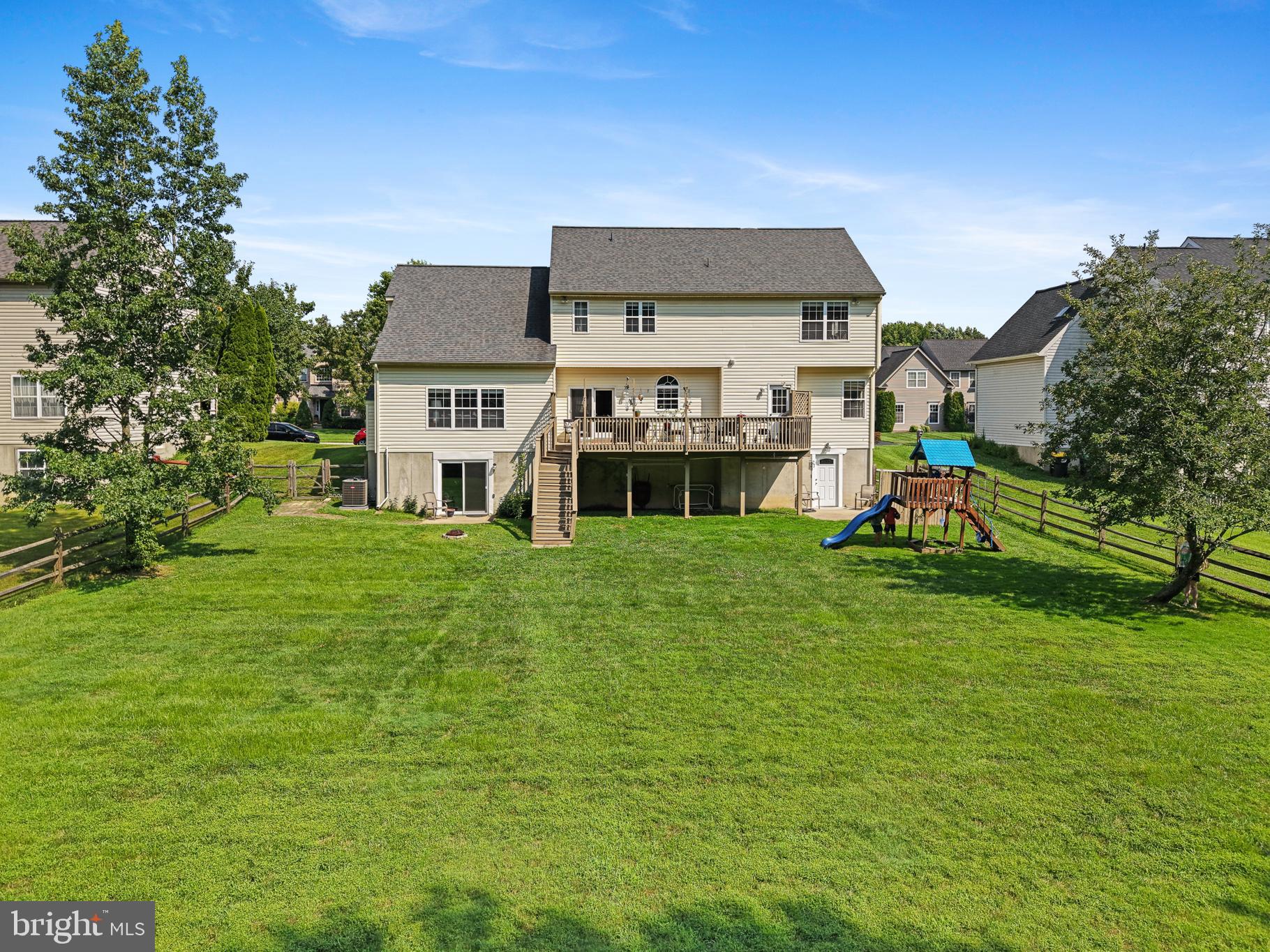 27 WHIRLAWAY DRIVE