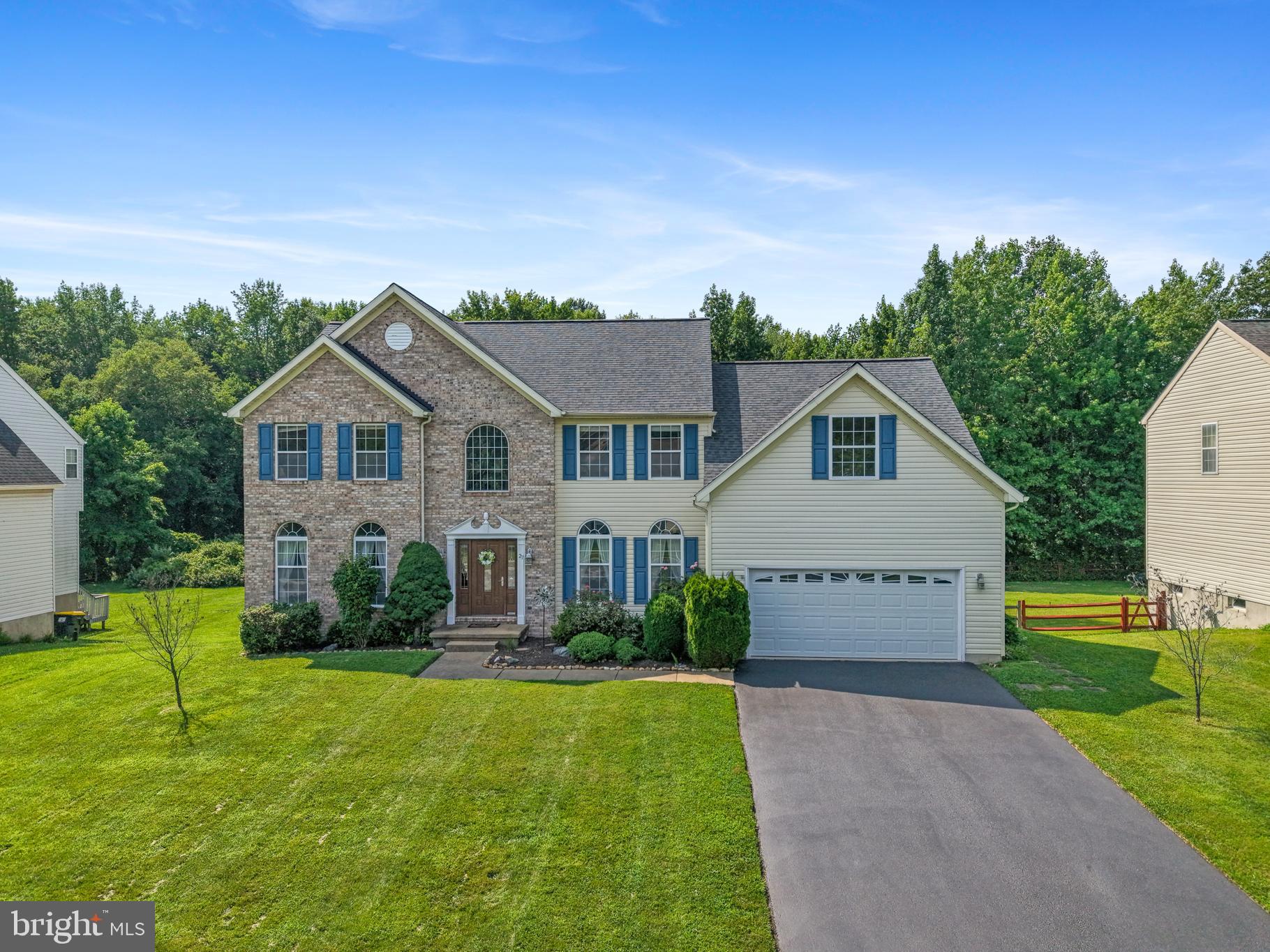 27 WHIRLAWAY DRIVE