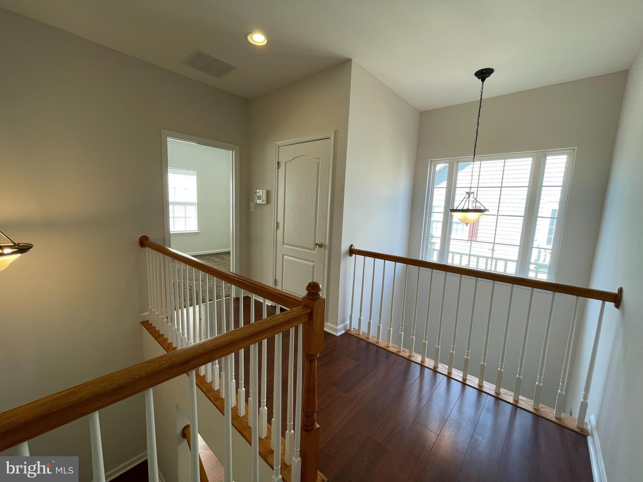 WAKELAND MANOR - Residential Lease